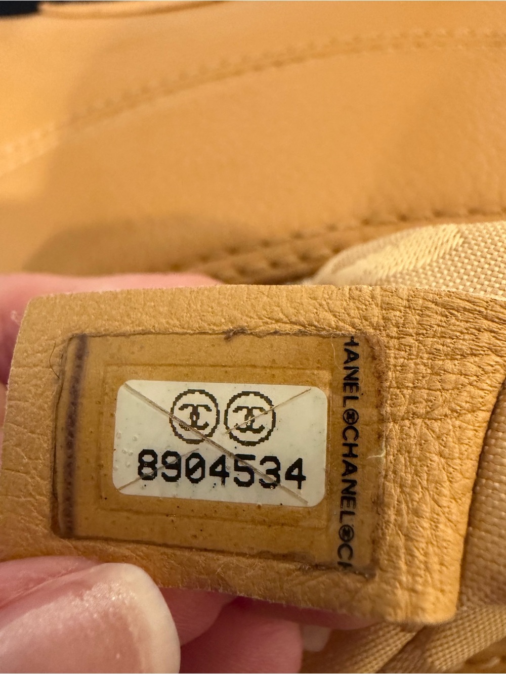 CHANEL Tan Leather Hobo Bag with Gold-Tone Chain - Picture 14 of 16
